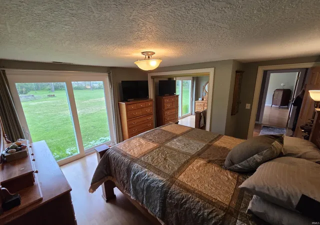 Photo 2 of Sale Pending at 10116 Goshen Rd, Fort Wayne, IN 46818 | MLS# 202617427 | Listing updated on 2026-08-28