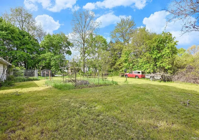 2nd image of 1071 Middleton Run Rd, Elkhart, IN 46516 | MLS# 202617470