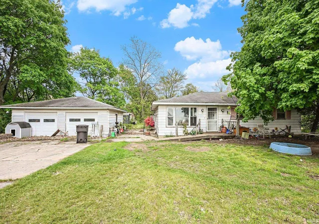 5th image of 1071 Middleton Run Rd, Elkhart, IN 46516 | MLS# 202617470