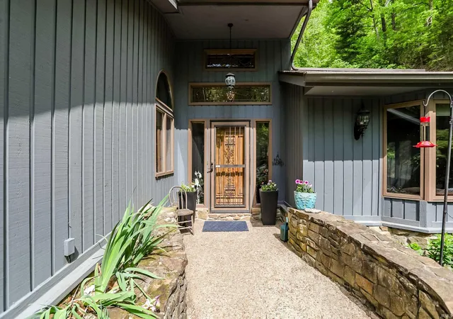 3rd image of 3555 E Ramp Creek Rd, Bloomington, IN 47401 | MLS# 202617571