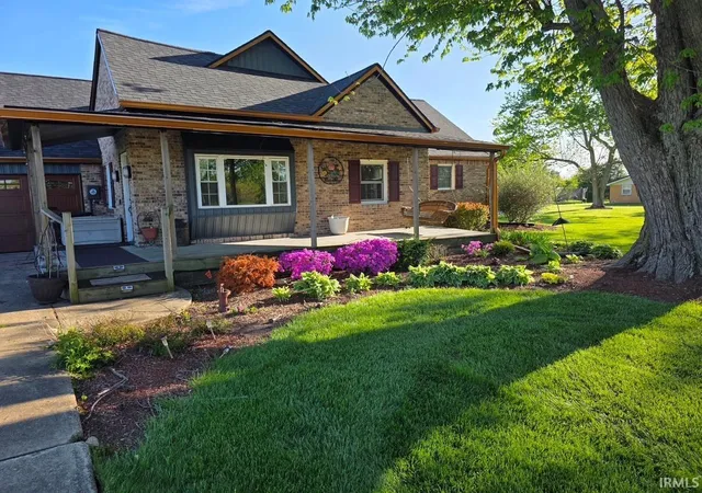 Photo 3 of Manufactured home for sale at 757 E 1000 North, Alexandria, IN 46001 | MLS# 202617584 | Listing updated on 2026-09-04