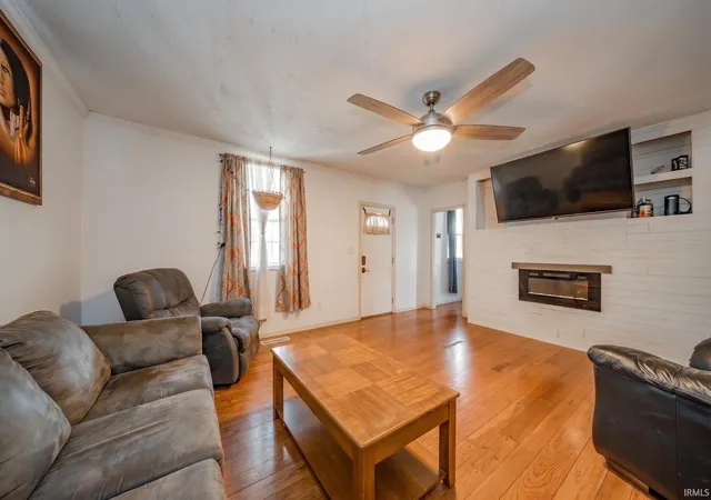 3rd image of 618 S 17Th St, Elwood, IN 46036 | MLS# 202617589