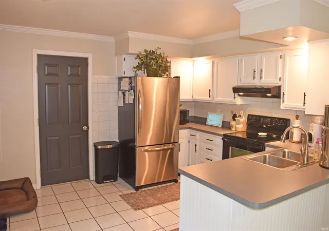 Photo 3 of Manufactured home for sale at 2319 Sharon Pl, Evansville, IN 47725 | MLS# 202617618 | Listing updated on 2026-09-18