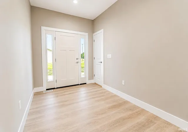 Photo 4 of Sale Pending at 809 E Culver Rd, Knox, IN 46534 | MLS# 202617705 | Listing updated on 2026-08-26