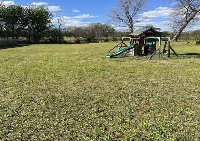 3rd image of 15387 William Paul Dr, Bristol, IN 46507 | MLS# 202617729