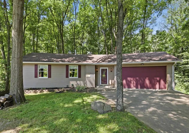 Photo 2 of Manufactured home for sale at 175 Ln 650a Snow Lake, Fremont, IN 46737 | MLS# 202617781 | Listing updated on 2026-08-25