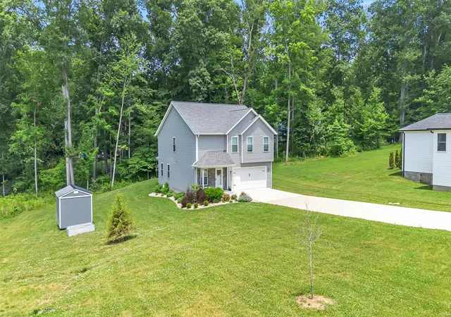 Photo 4 of Manufactured home for sale at 5510 W Redbud Dr, Ellettsville, IN 47429 | MLS# 202617817 | Listing updated on 2026-06-30