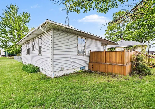 5th image of 2537 Middlebury St, Elkhart, IN 46516 | MLS# 202617833