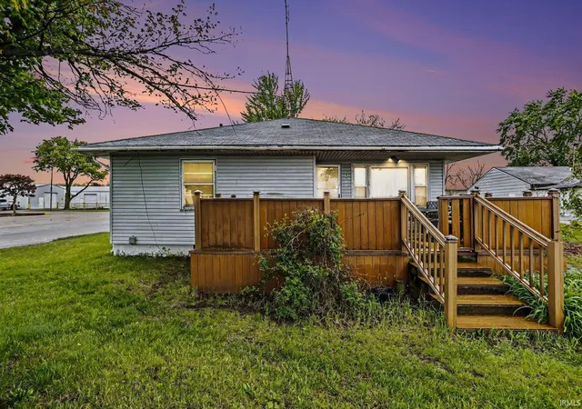 7th image of 2537 Middlebury St, Elkhart, IN 46516 | MLS# 202617833