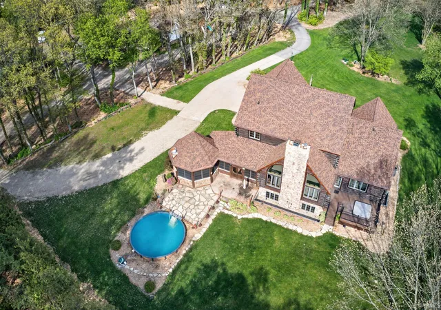 4th image of 30131 Vantilburg Ct, Elkhart, IN 46514 | MLS# 202617967