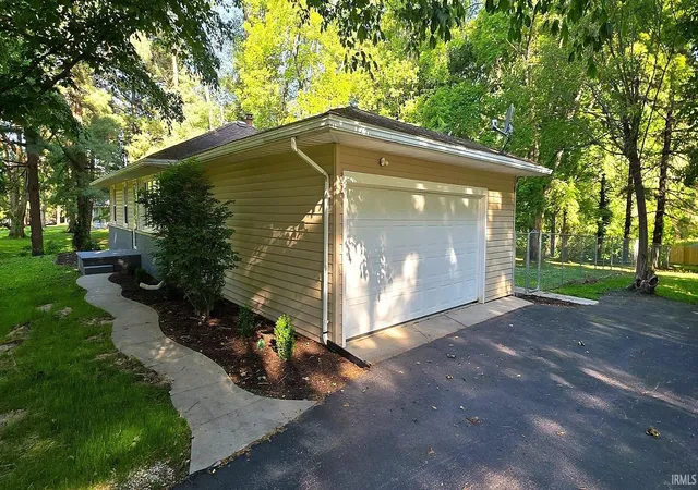 2nd image of 3775 N Camp Arthur Rd, Vincennes, IN 47591 | MLS# 202617999