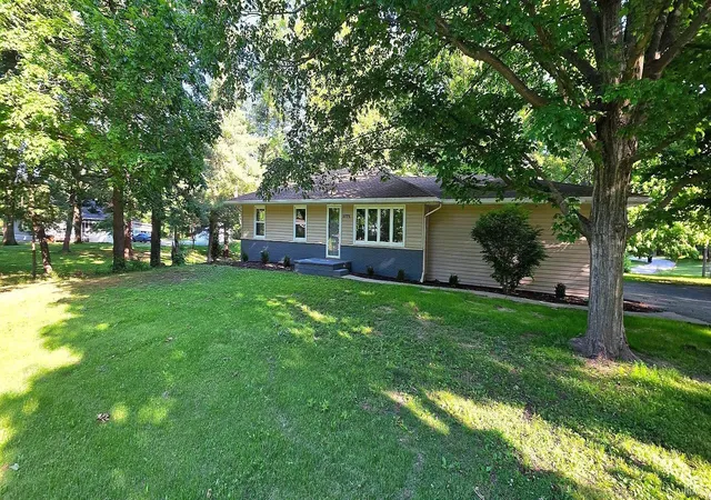 3rd image of 3775 N Camp Arthur Rd, Vincennes, IN 47591 | MLS# 202617999