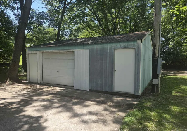 Photo 3 of Sale Pending at 1001b Biddinger Ln, Washington, IN 47501 | MLS# 202618002 | Listing updated on 2026-07-21