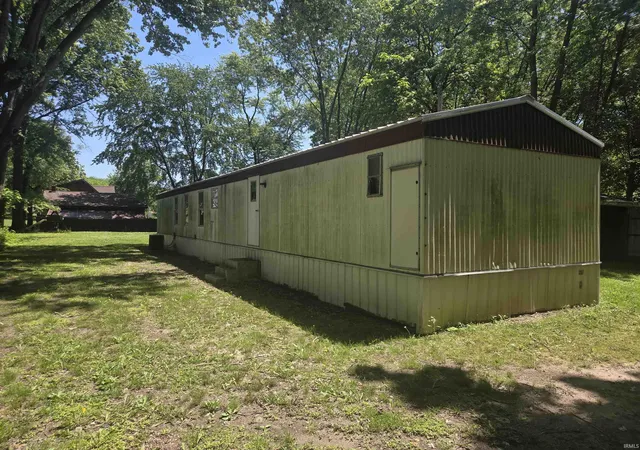 Photo 4 of Sale Pending at 1001b Biddinger Ln, Washington, IN 47501 | MLS# 202618002 | Listing updated on 2026-07-21