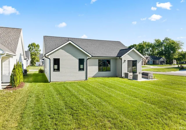 Photo 3 of Sale Pending at 15554 Brimwillow Dr, Huntertown, IN 46748 | MLS# 202618036 | Listing updated on 2026-09-30