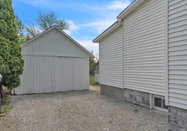 Photo 4 of Manufactured home for sale at 544 Dowling St, Kendallville, IN 46755 | MLS# 202618050 | Listing updated on 2026-09-09