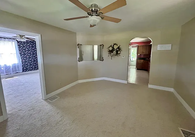 Photo 3 of Manufactured home for sale at 1725 Bedford Rd, Washington, IN 47501 | MLS# 202618072 | Listing updated on 2026-08-27