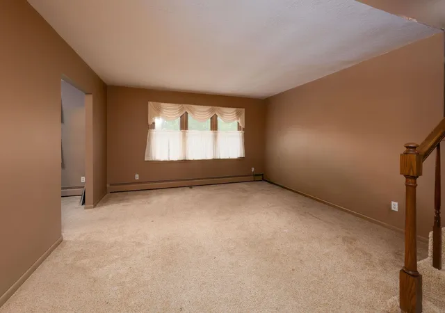 Photo 3 of Manufactured home for sale at 1287 E Greenbriar Dr, Columbia City, IN 46725 | MLS# 202618127 | Listing updated on 2026-07-08