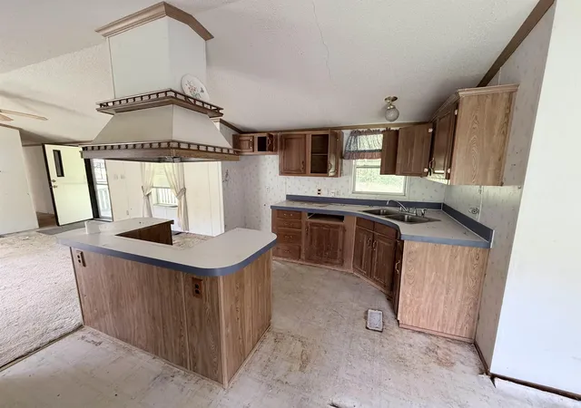 3rd image of 3334 W Harris Dr, West Terre Haute, IN 47885 | MLS# 202618289