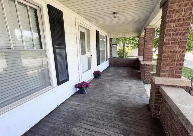 4th image of 110 E Jackson St, Galveston, IN 46932 | MLS# 202618326