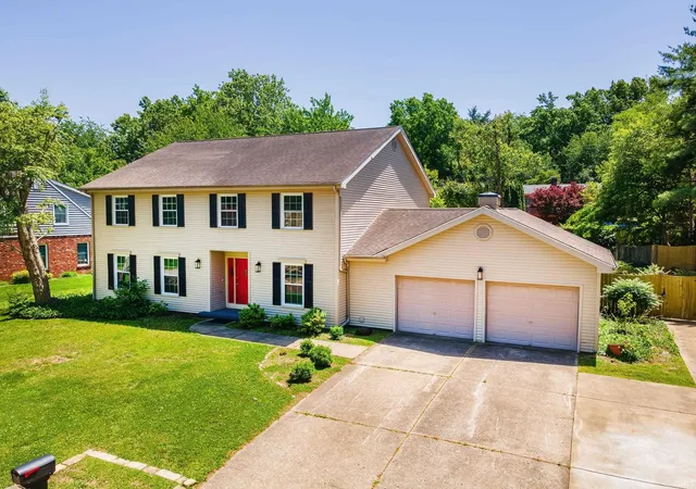 2nd image of 6301 E Oak St, Evansville, IN 47715 | MLS# 202618359