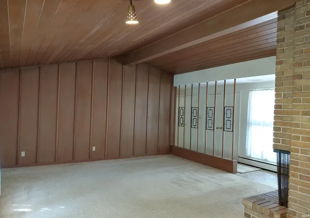 Photo 4 of Manufactured home for sale at 217 W Washington Ctr Rd, Fort Wayne, IN 46825 | MLS# 202618386 | Listing updated on 2026-08-30