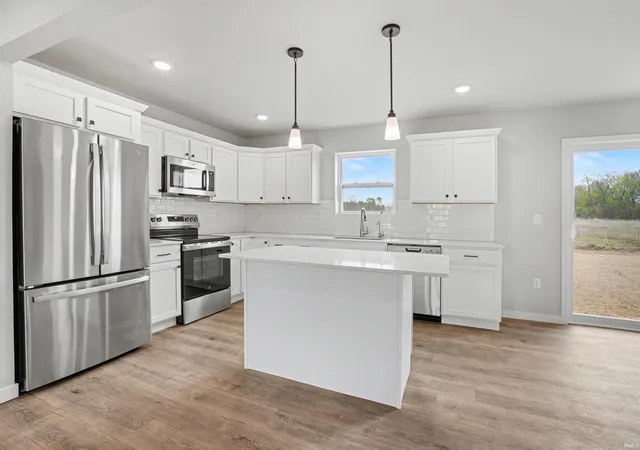 5th image of 50657 Hunters Edge Trl, Elkhart, IN 46514 | MLS# 202618436