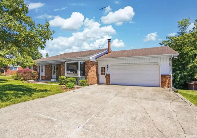 Photo 3 of Sale Pending at 412 Roosevelt Dr, Princeton, IN 47670 | MLS# 202618496 | Listing updated on 2026-06-04