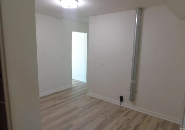 Photo 3 of Manufactured home for sale at 3311 Chestnut St, Fort Wayne, IN 46803 | MLS# 202618526 | Listing updated on 2026-08-28