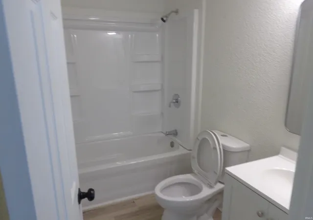 Photo 4 of Manufactured home for sale at 3311 Chestnut St, Fort Wayne, IN 46803 | MLS# 202618526 | Listing updated on 2026-08-28