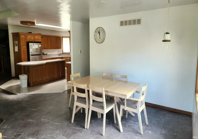 4th image of 57051 County Road 33, Middlebury, IN 46540 | MLS# 202618544
