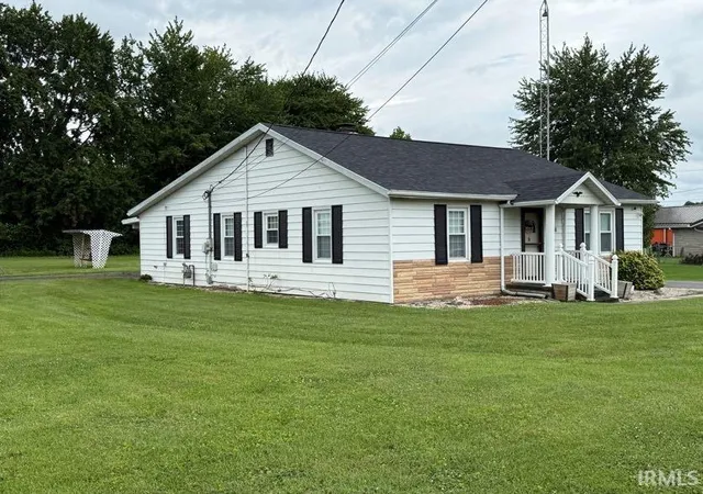 Photo 3 of Sale Pending at 407 N West St, Odon, IN 47562 | MLS# 202618552 | Listing updated on 2026-10-26