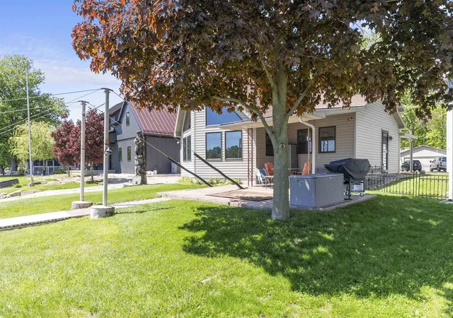 Photo 3 of Manufactured home for sale at 2400 E Schram Ave, Columbia City, IN 46725 | MLS# 202618644 | Listing updated on 2026-07-29
