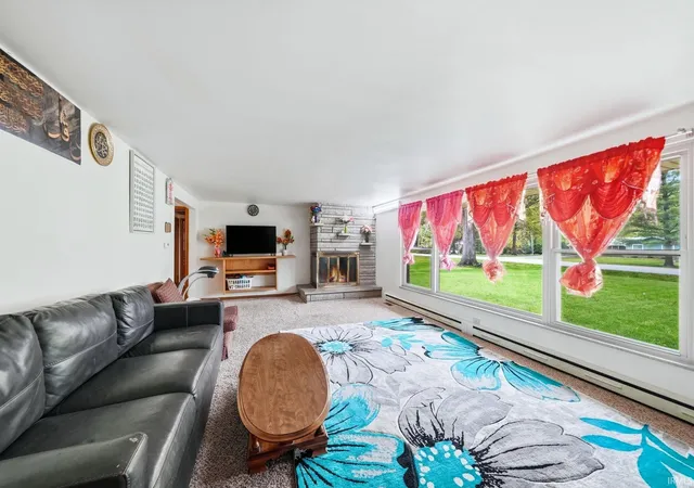 Photo 3 of Manufactured home for sale at 2113 Maples Rd, Fort Wayne, IN 46816 | MLS# 202618655 | Listing updated on 2026-05-23