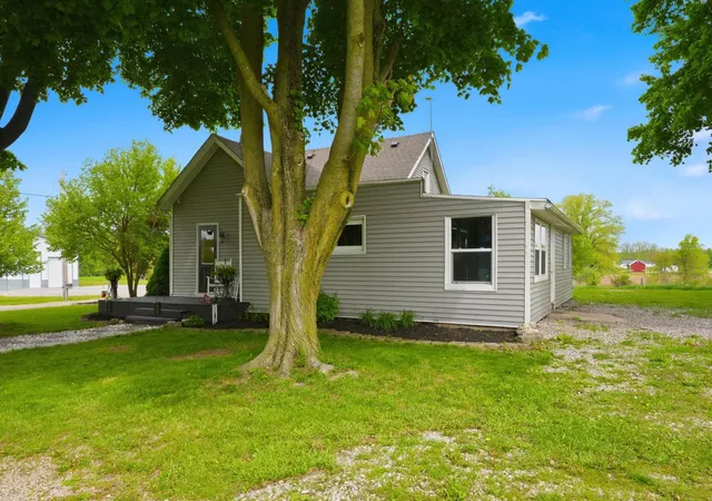Homes for sale in Angola, IN | 3540 S 275 E, Angola, IN 46703 | MLS# 202618712