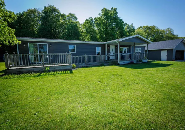 Photo 3 of Manufactured home for sale at 53 E Covered Brg Rd, Attica, IN 47918 | MLS# 202618721 | Listing updated on 2026-05-19