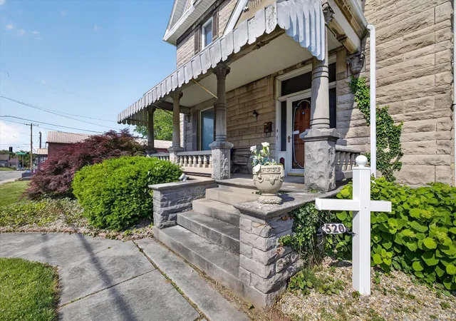 Photo 2 of Sale Pending at 520 S Meridian St, Washington, IN 47501 | MLS# 202618799 | Listing updated on 2026-07-31