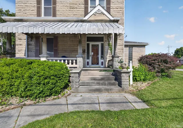 Photo 2 of Sale Pending at 520 S Meridian St, Washington, IN 47501 | MLS# 202618799 | Listing updated on 2026-07-31