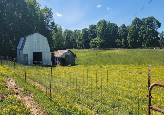 3rd image of 10251 E New Philadelphia Rd, Salem, IN 47167 | MLS# 202618887