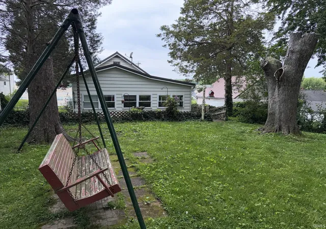 16th image of 1326 Leopold St, Jasper, IN 47546 | MLS# 202618903