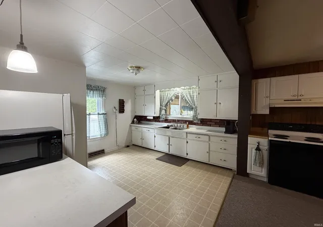 Photo 3 of Sale Pending at 1326 Leopold St, Jasper, IN 47546 | MLS# 202618903 | Listing updated on 2026-06-19