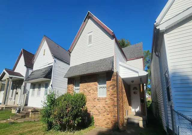 Homes for sale in Evansville, IN | 1027 N 4th Ave, Evansville, IN 47710 | MLS# 202618945