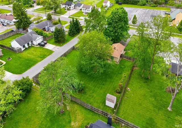 3rd image of 2710 Reed Rd, Fort Wayne, IN 46815 | MLS# 202618961