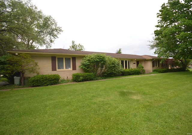 1st image of 19080 Montrose Dr, South Bend, IN 46614 | MLS# 202618976