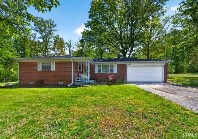 Homes for sale in New Castle, IN | 460 S Denney Dr, New Castle, IN 47362 | MLS# 202618999