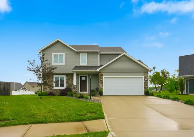Homes for sale in Angola, IN | 713 Bailey Ct, Angola, IN 46703 | MLS# 202619071