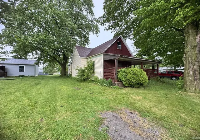 Homes for sale in Ashley, IN | 315 W Lincoln St, Ashley, IN 46706 | MLS# 202619073