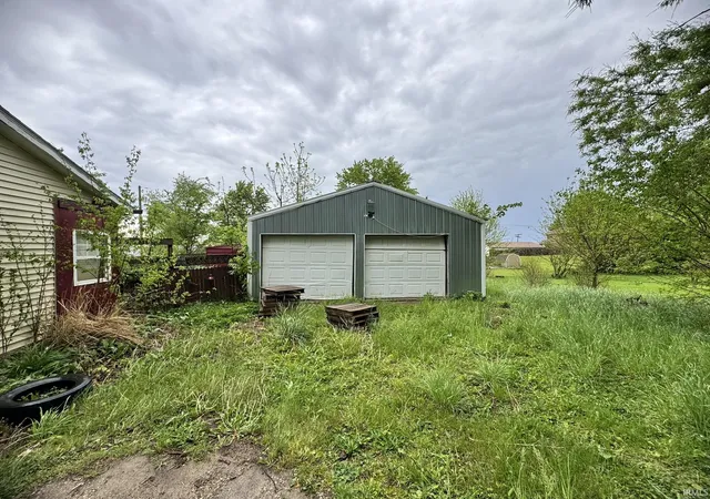 Homes for sale in Ashley, IN | 315 W Lincoln St, Ashley, IN 46706 | MLS# 202619073