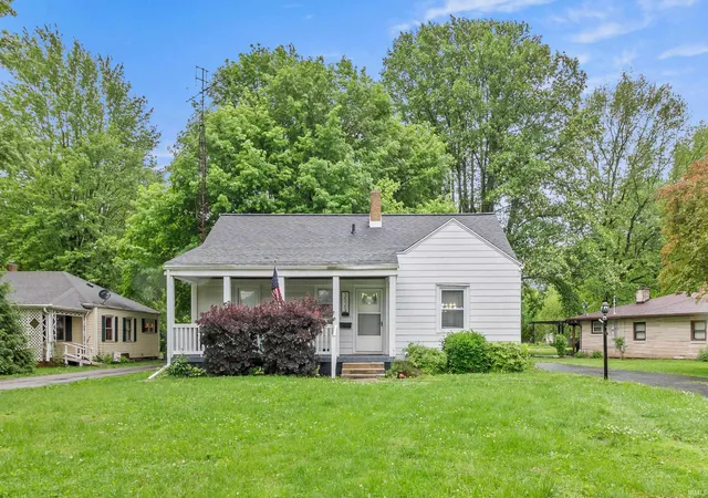 Photo 1 of Sale Pending at 3529 S Home Ave, Marion, IN 46953 | MLS# 202619108 | Listing updated on 2026-07-16