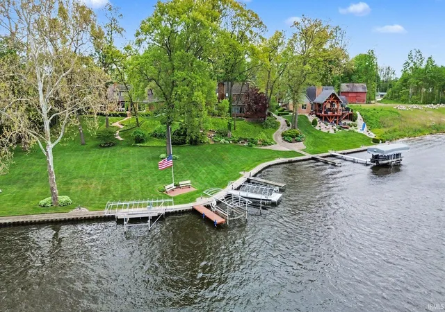 4th image of 54940 Woodhold Ct, Elkhart, IN 46516 | MLS# 202619125